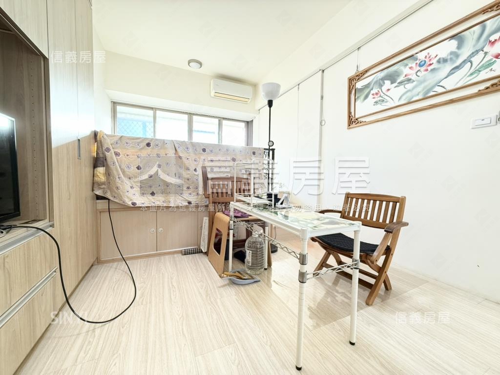 近中山醫２＋１房視野車位房屋室內格局與周邊環境