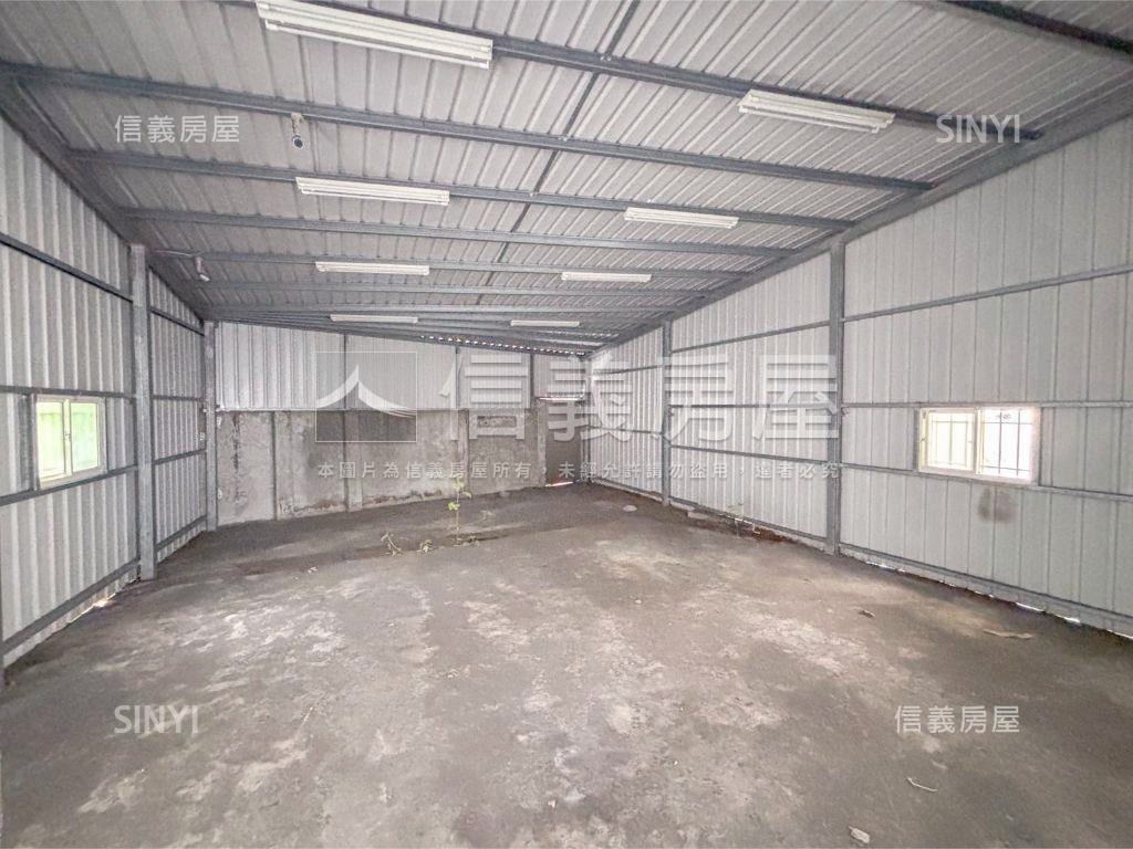 亞灣近夢時代企業總部店霸房屋室內格局與周邊環境