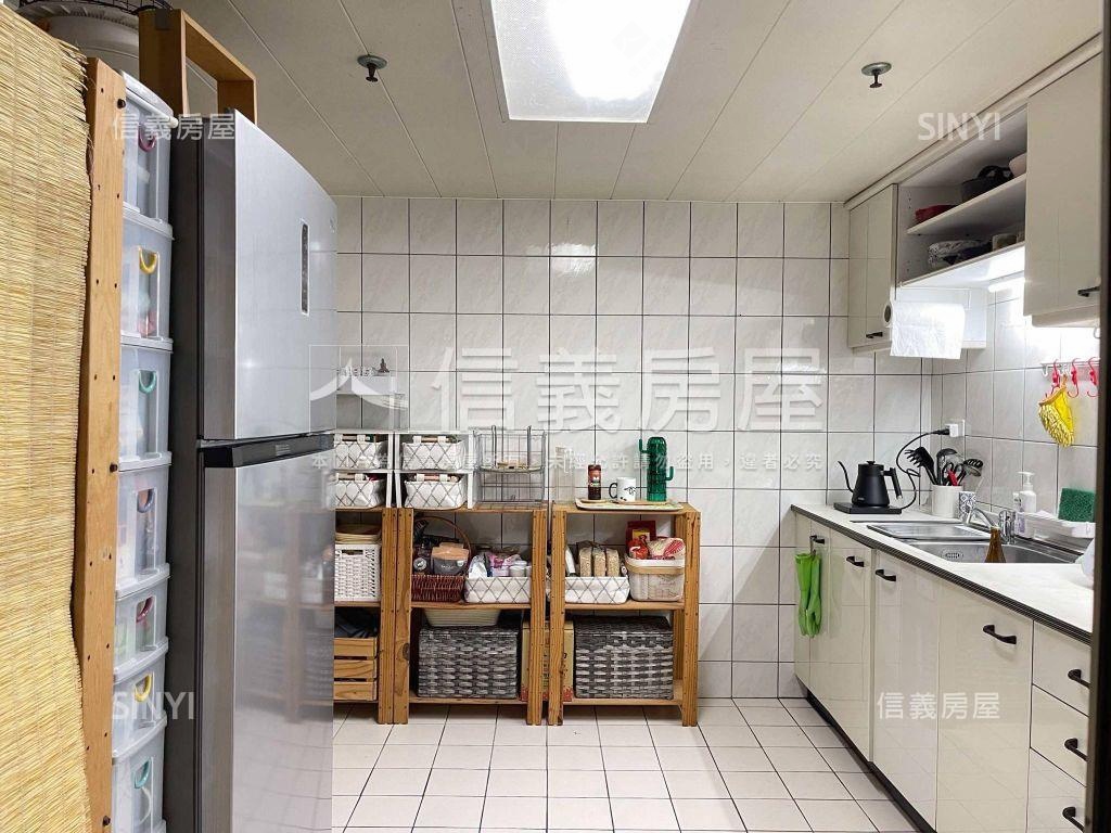 水蓮山莊景觀高樓美三房房屋室內格局與周邊環境