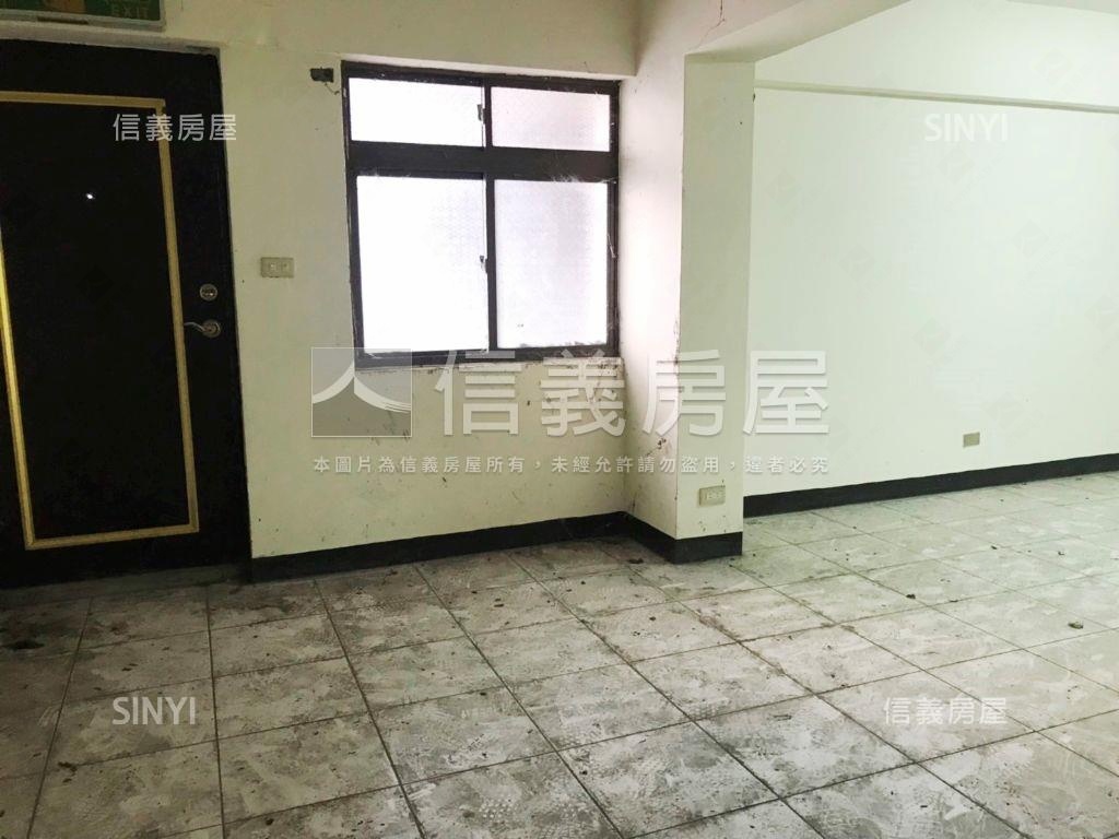 多用途陽光美窖房屋室內格局與周邊環境