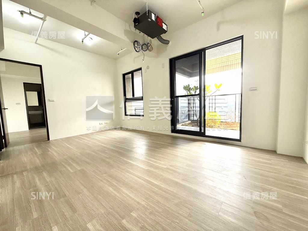 仁武景觀輕奢大兩房平車房屋室內格局與周邊環境