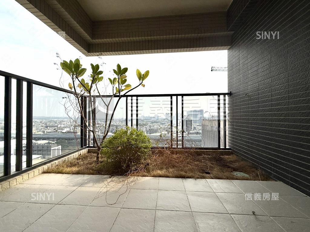 仁武景觀輕奢大兩房平車房屋室內格局與周邊環境