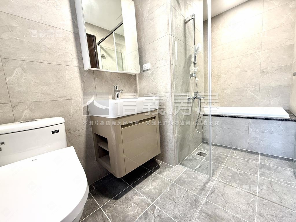 仁武景觀輕奢大兩房平車房屋室內格局與周邊環境