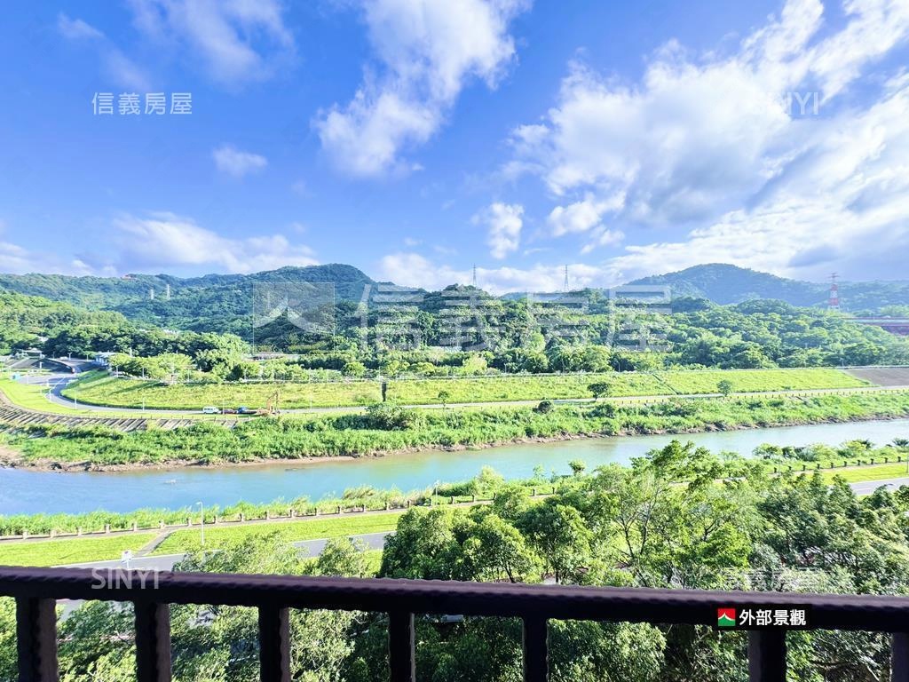 正面河堤第一排景觀美宅房屋室內格局與周邊環境