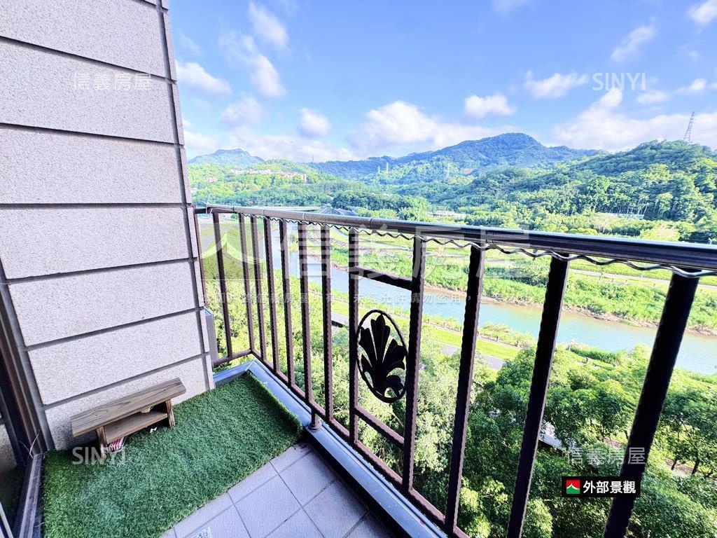 正面河堤第一排景觀美宅房屋室內格局與周邊環境