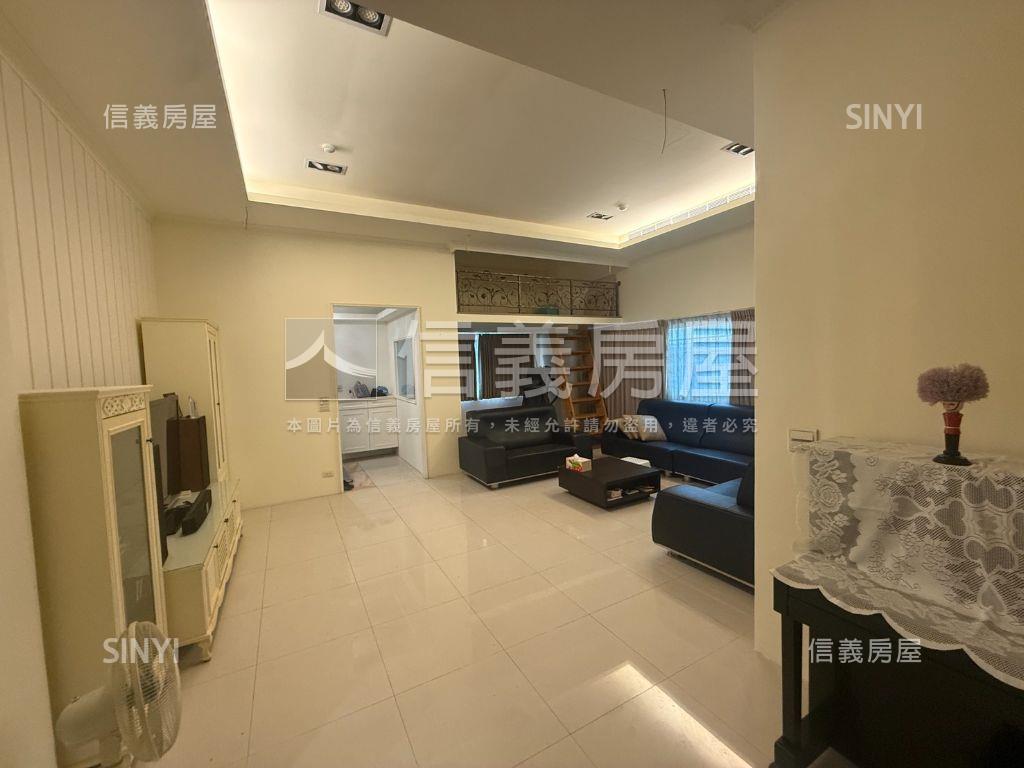 潭子箱根裝潢四房３３車位房屋室內格局與周邊環境