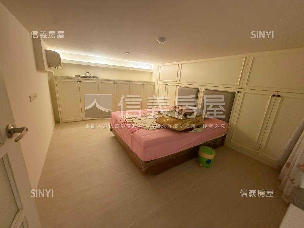 潭子箱根裝潢四房３３車位房屋室內格局與周邊環境