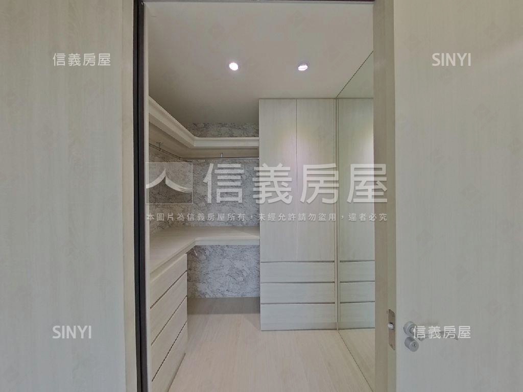 青埔竹風青田匠心兩房車位房屋室內格局與周邊環境