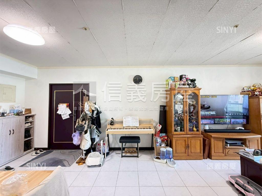 維也納公園景觀三房車位房屋室內格局與周邊環境