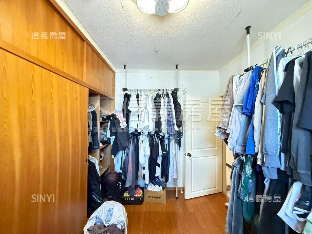 維也納公園景觀三房車位房屋室內格局與周邊環境