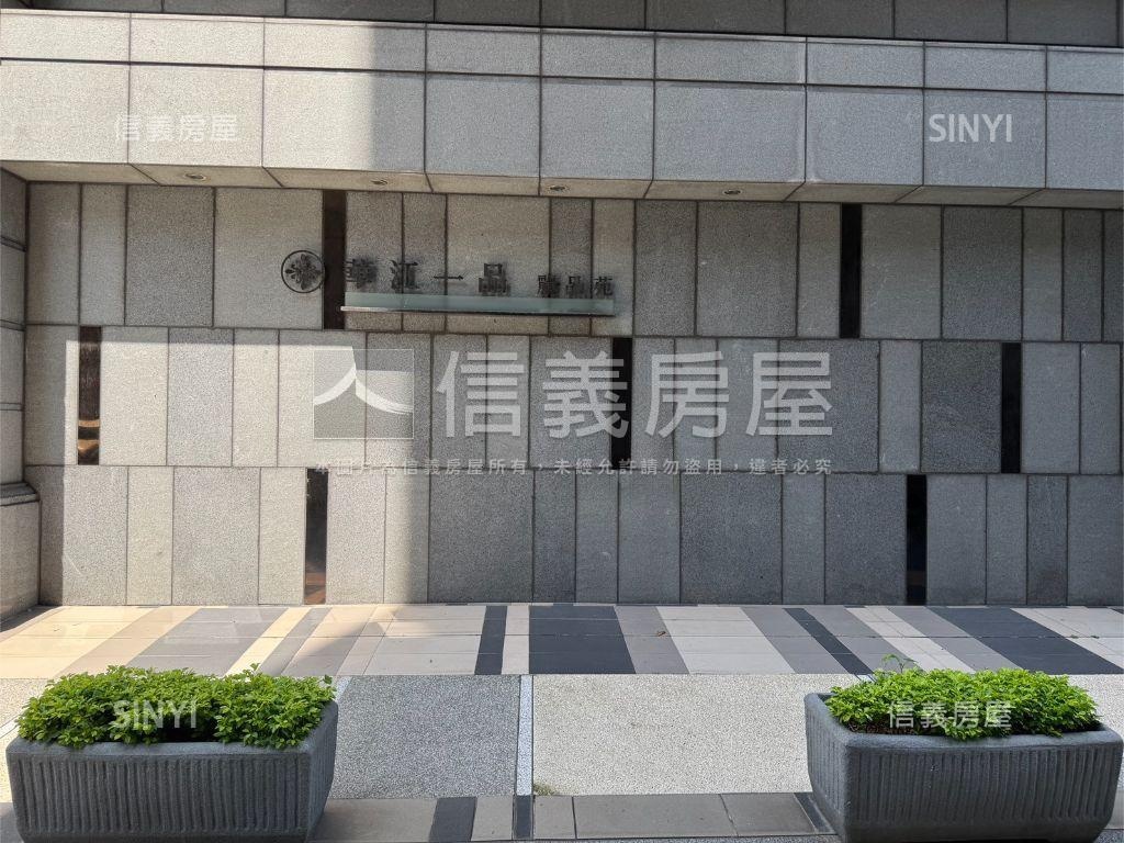 誠意出售、稀有高樓一品宅房屋室內格局與周邊環境