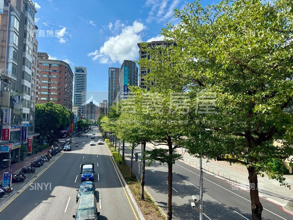 誠意出售、稀有高樓一品宅房屋室內格局與周邊環境