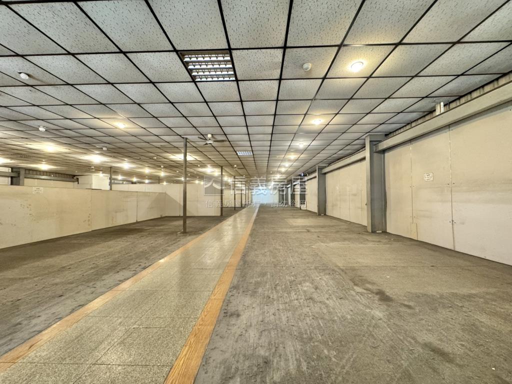 鳳屏二路正路甲工土地房屋室內格局與周邊環境