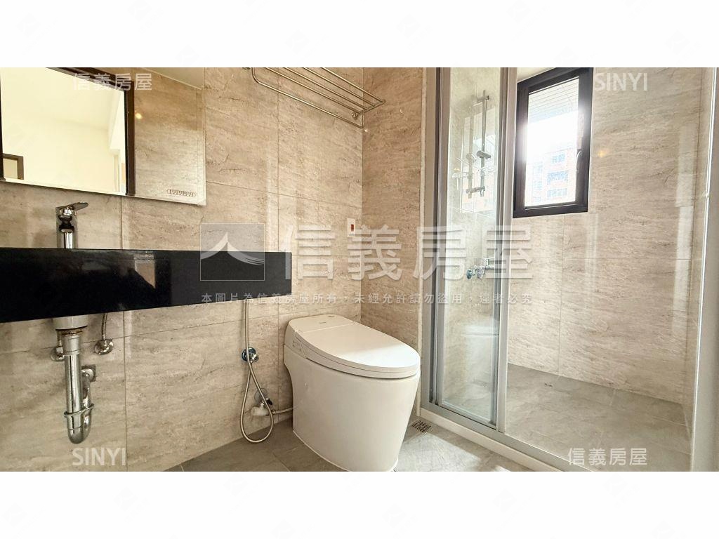 世界花園三房美視野房屋室內格局與周邊環境