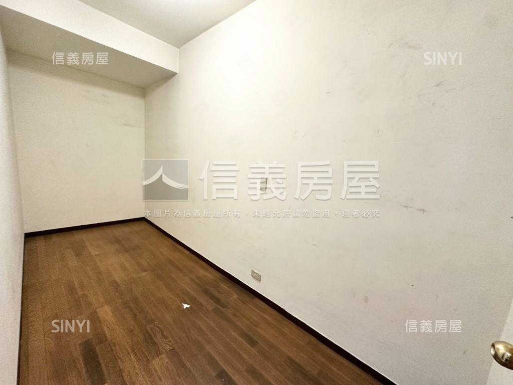 超值～信義區四房捷運美寓房屋室內格局與周邊環境