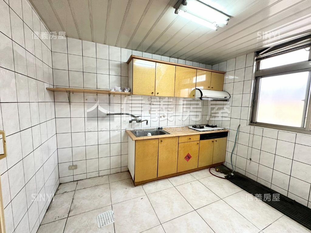 超值～信義區四房捷運美寓房屋室內格局與周邊環境