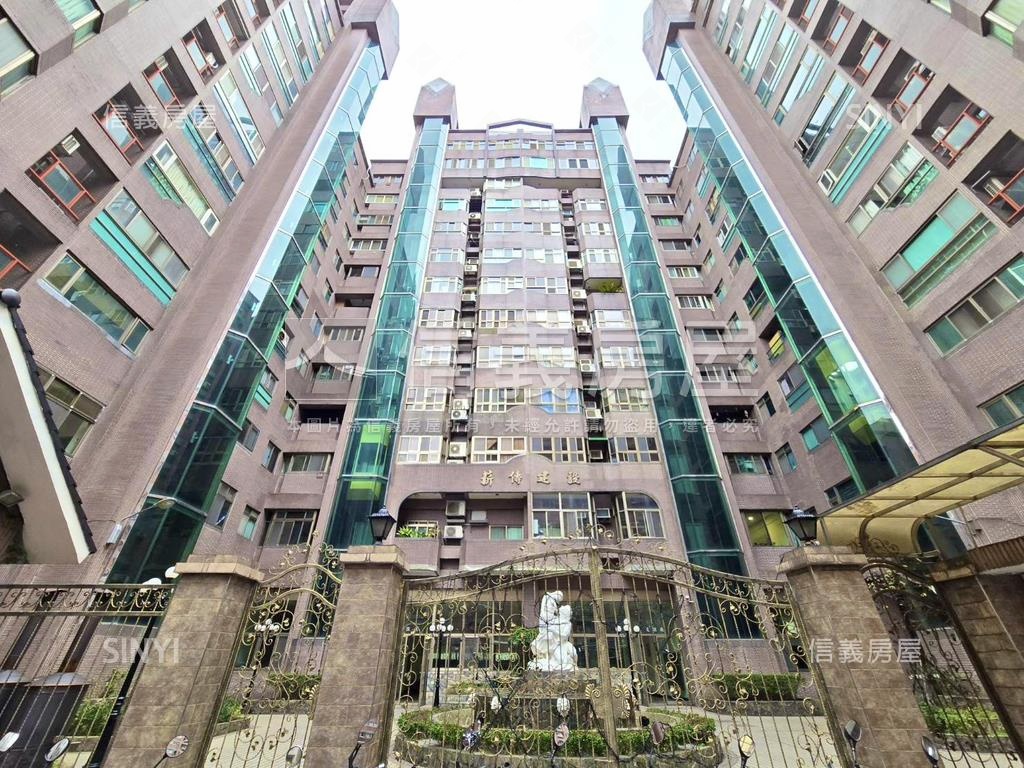 薪傳河景方正大間四房車位房屋室內格局與周邊環境