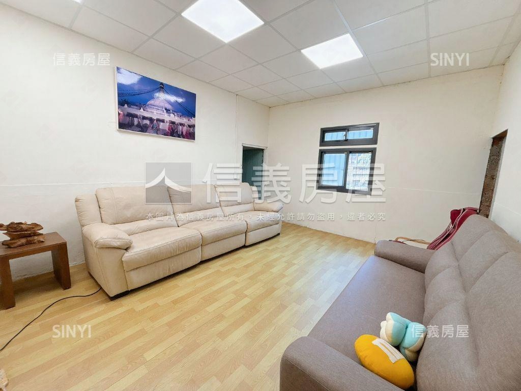超大地坪休閒度假小屋房屋室內格局與周邊環境