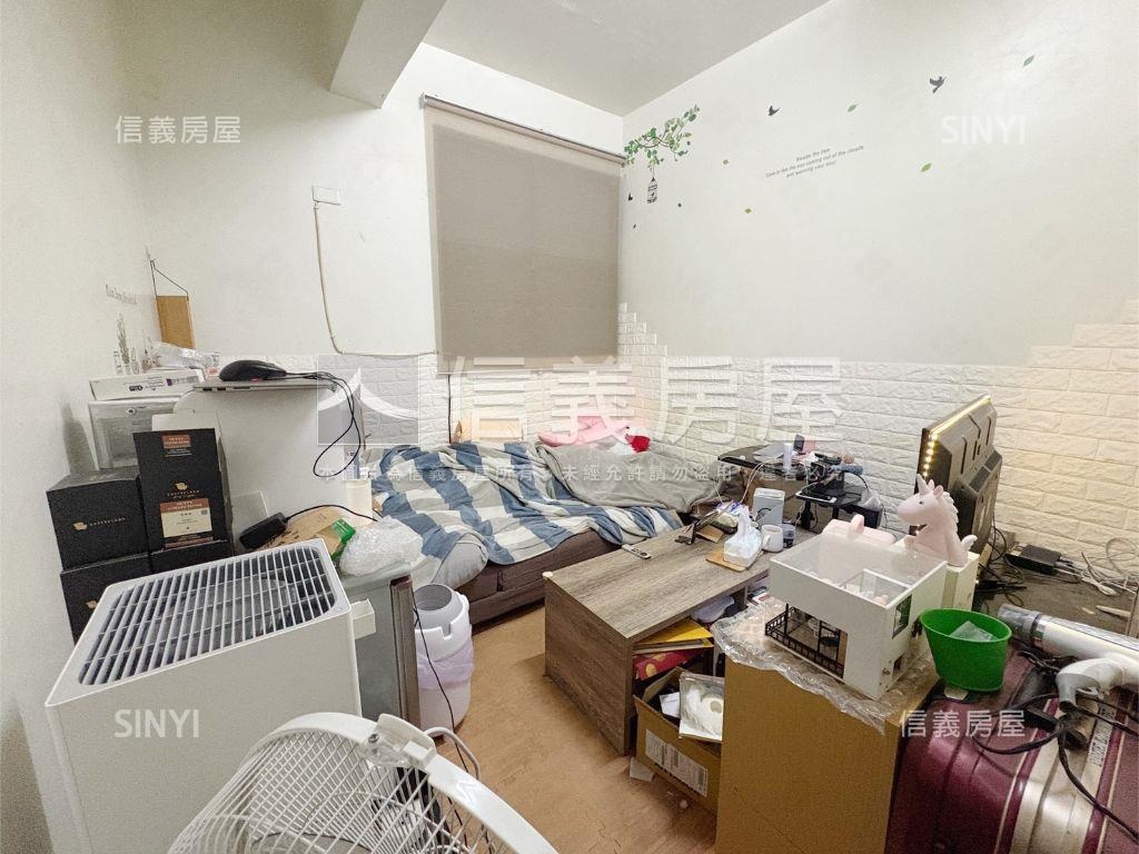 愛河旁收租美套房房屋室內格局與周邊環境