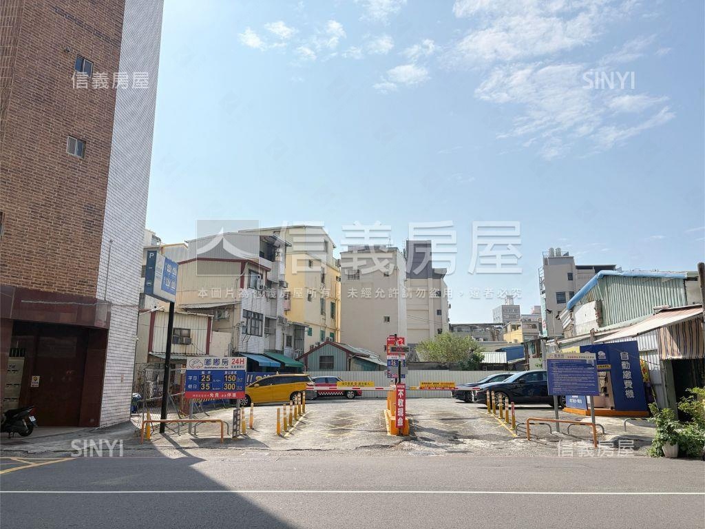 愛河旁收租美套房房屋室內格局與周邊環境