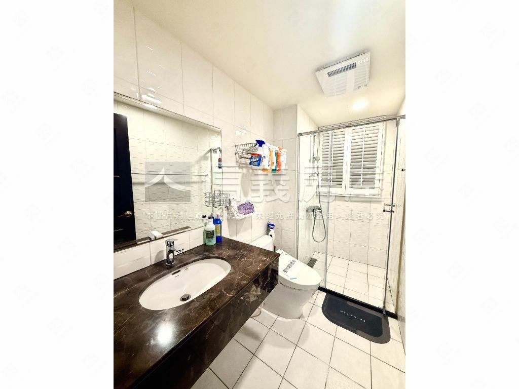 勝利高樓層雙衛浴美宅房屋室內格局與周邊環境