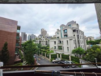 成家首選邊間黃金三樓