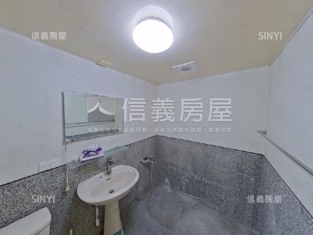 近文心森林捷運站美套房屋室內格局與周邊環境