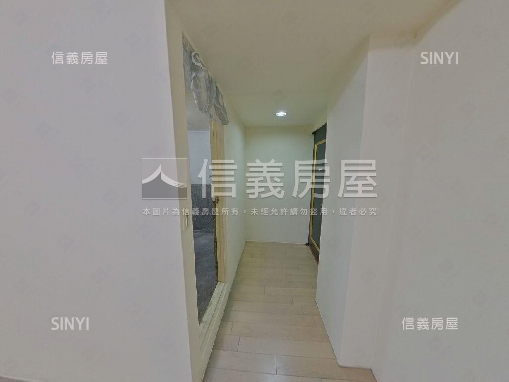 近文心森林捷運站美套房屋室內格局與周邊環境