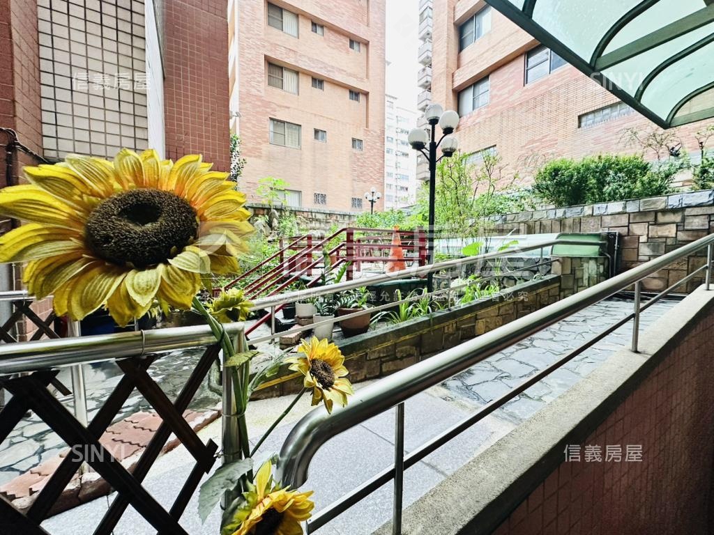 南屯五期近公益路美三房房屋室內格局與周邊環境