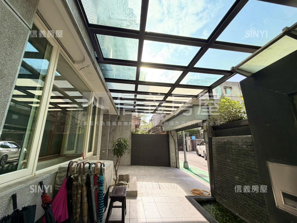 大安森林公園面寬車庫一樓房屋室內格局與周邊環境