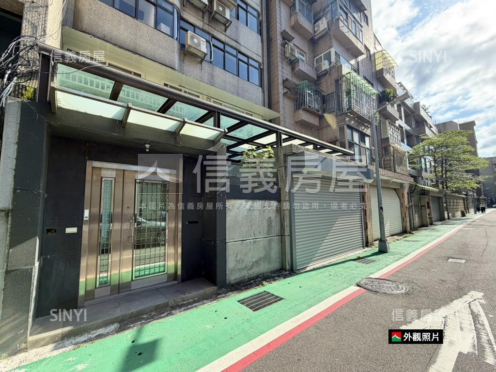 大安森林公園面寬車庫一樓房屋室內格局與周邊環境