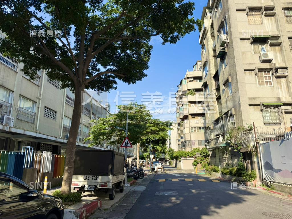 大安森林公園面寬車庫一樓房屋室內格局與周邊環境