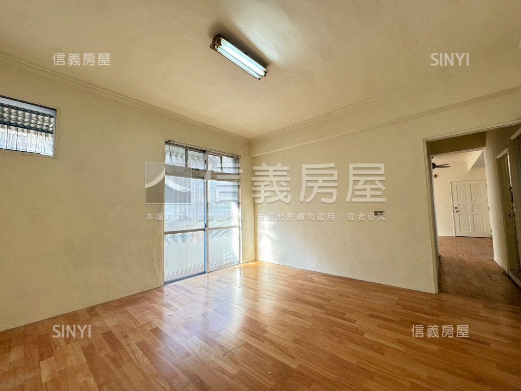 主＋陽約３２坪３樓公寓房屋室內格局與周邊環境