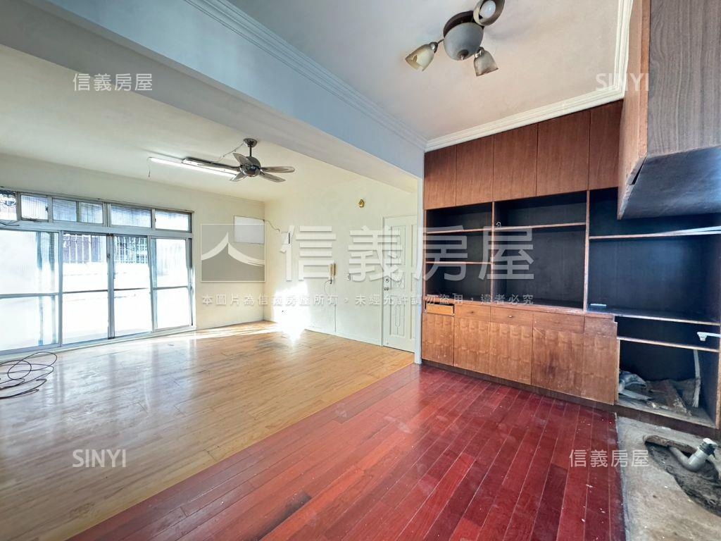 主＋陽約３２坪３樓公寓房屋室內格局與周邊環境