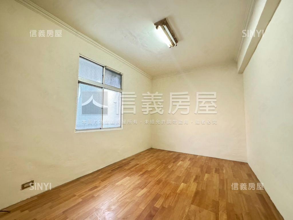 主＋陽約３２坪３樓公寓房屋室內格局與周邊環境