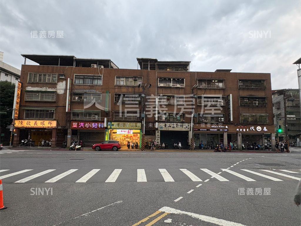 正興隆路三段店面穩定承租房屋室內格局與周邊環境