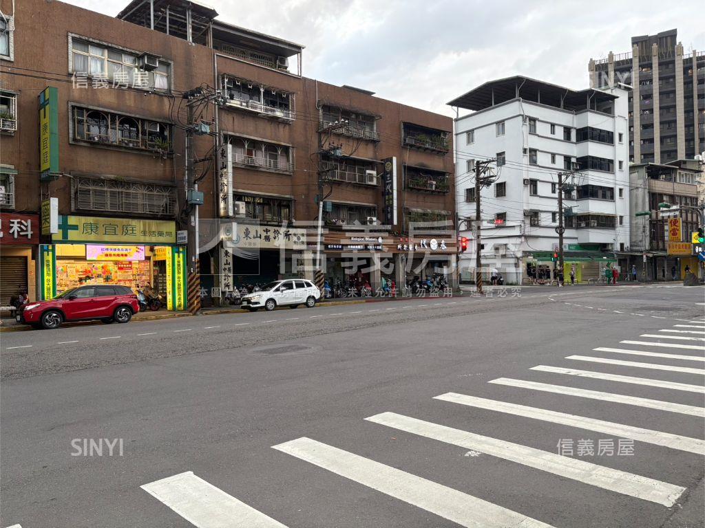 正興隆路三段店面穩定承租房屋室內格局與周邊環境