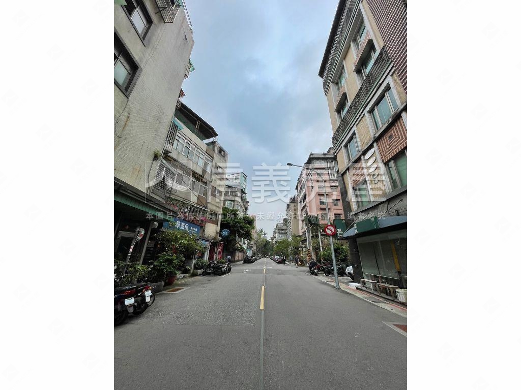 永康公園新生金華電梯兩房房屋室內格局與周邊環境