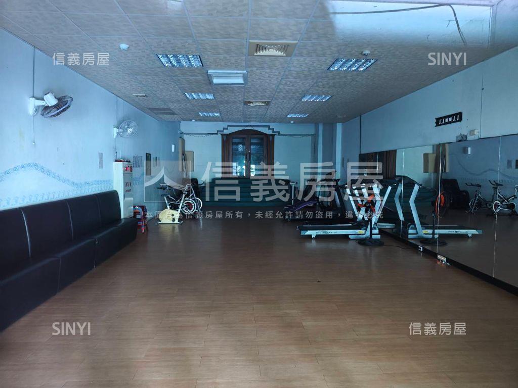 七堵東新街三房房屋室內格局與周邊環境