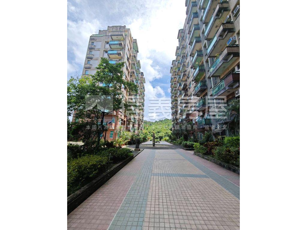 七堵東新街三房房屋室內格局與周邊環境