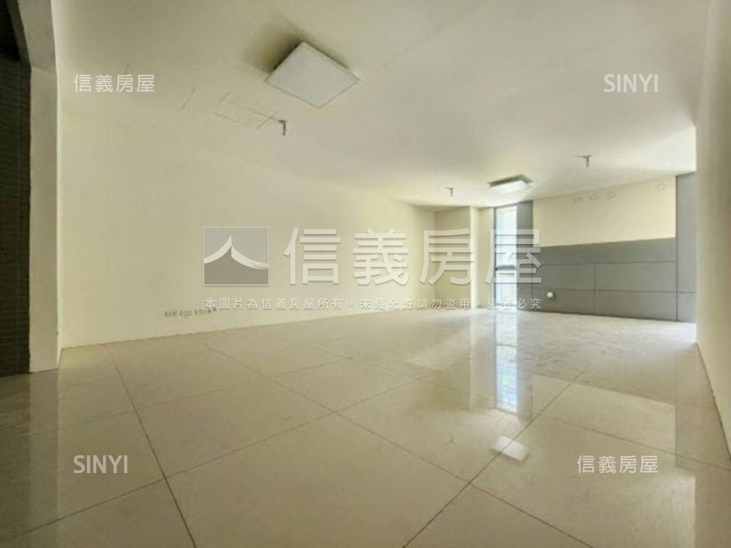 近Ａ９捷運站金店面房屋室內格局與周邊環境