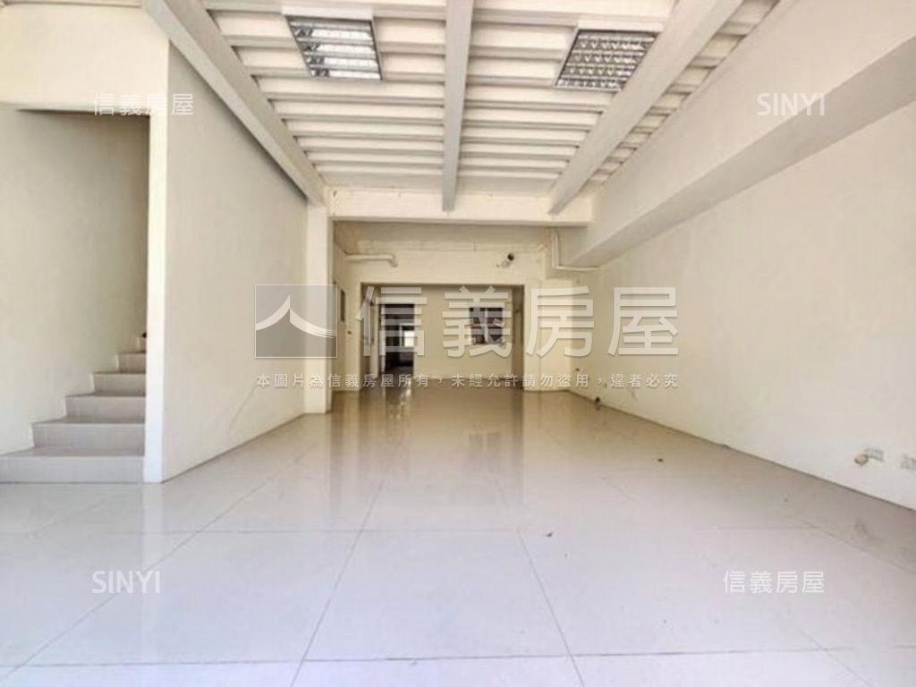 近Ａ９捷運站金店面房屋室內格局與周邊環境