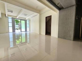 近Ａ９捷運站金店面