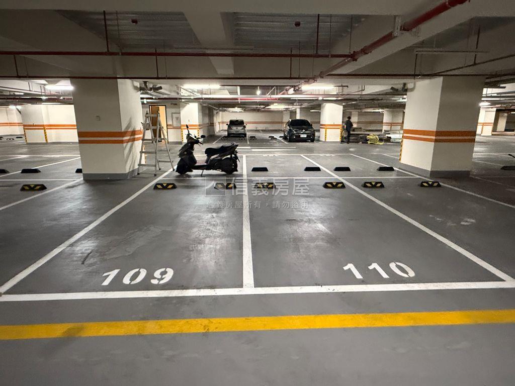 景立方三房雙平車房屋室內格局與周邊環境