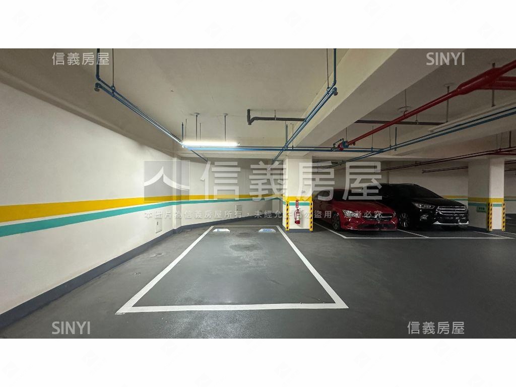 青埔Ａ１８櫻花緻兩房車位房屋室內格局與周邊環境