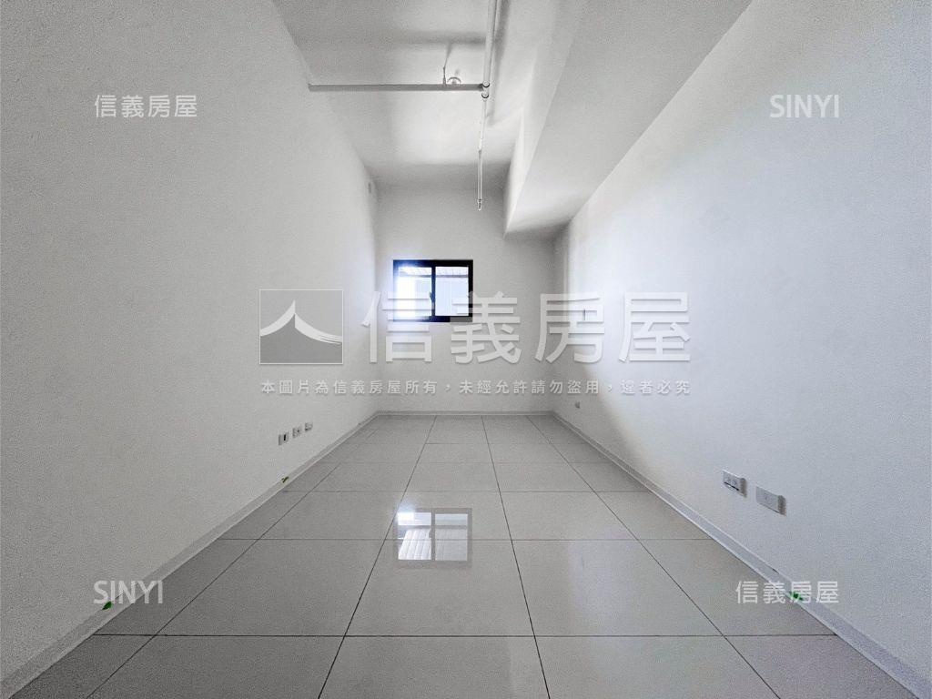 市政１號院高樓視野景觀戶房屋室內格局與周邊環境