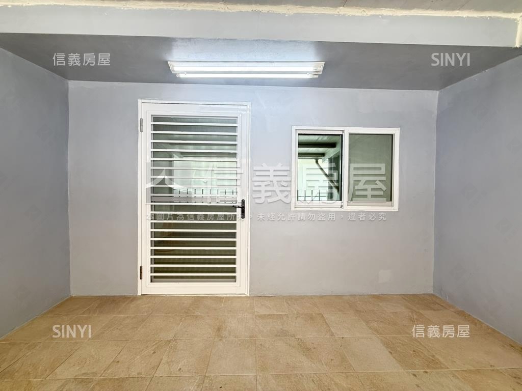 五甲商圈翻新質感美透天房屋室內格局與周邊環境