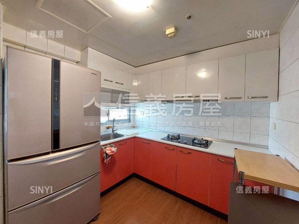 北區桂花鄉挑高雙車美宅房屋室內格局與周邊環境