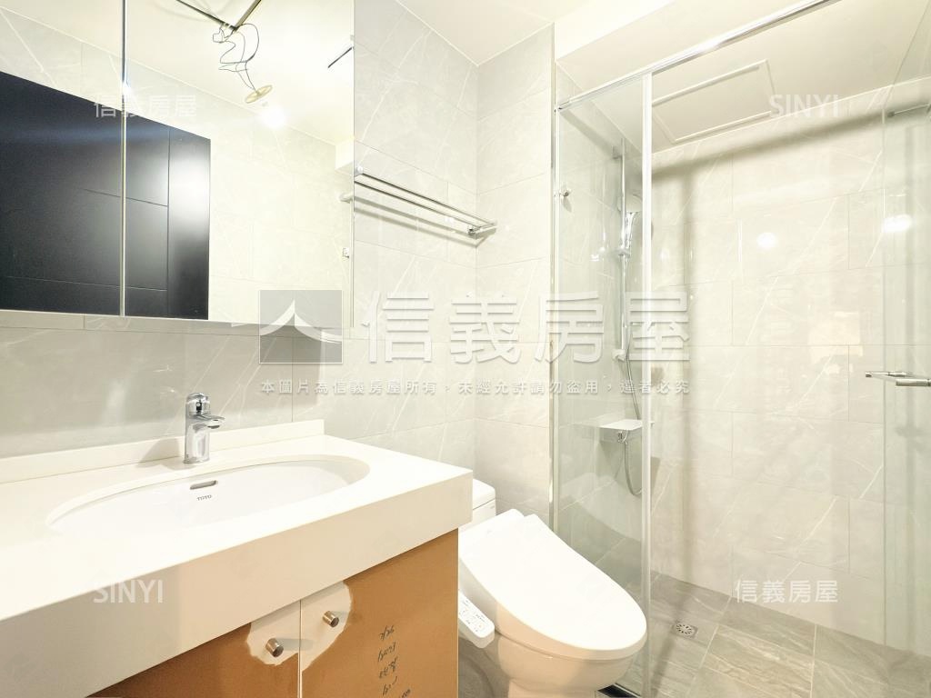 快樂王國夢享三房車位房屋室內格局與周邊環境