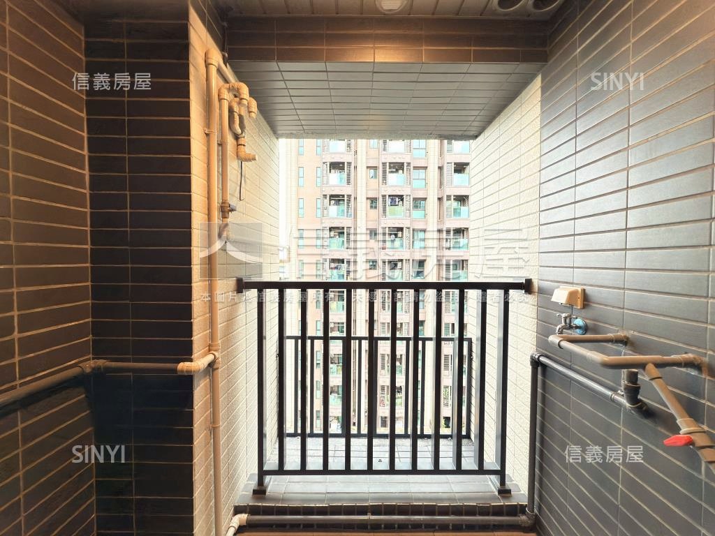 快樂王國夢享三房車位房屋室內格局與周邊環境